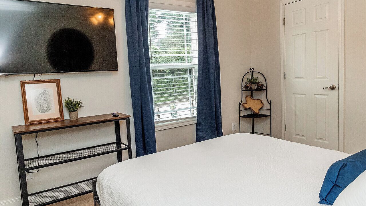 Photo of Bedroom in Brenham