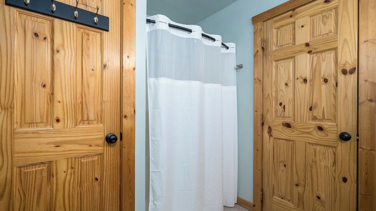 Photo of Bathroom in Eagle Mountain