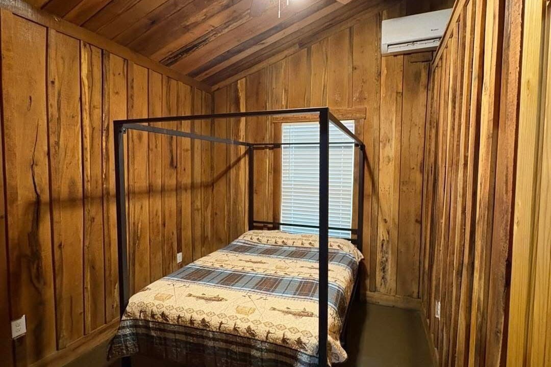 Photo of Bedroom in Malakoff