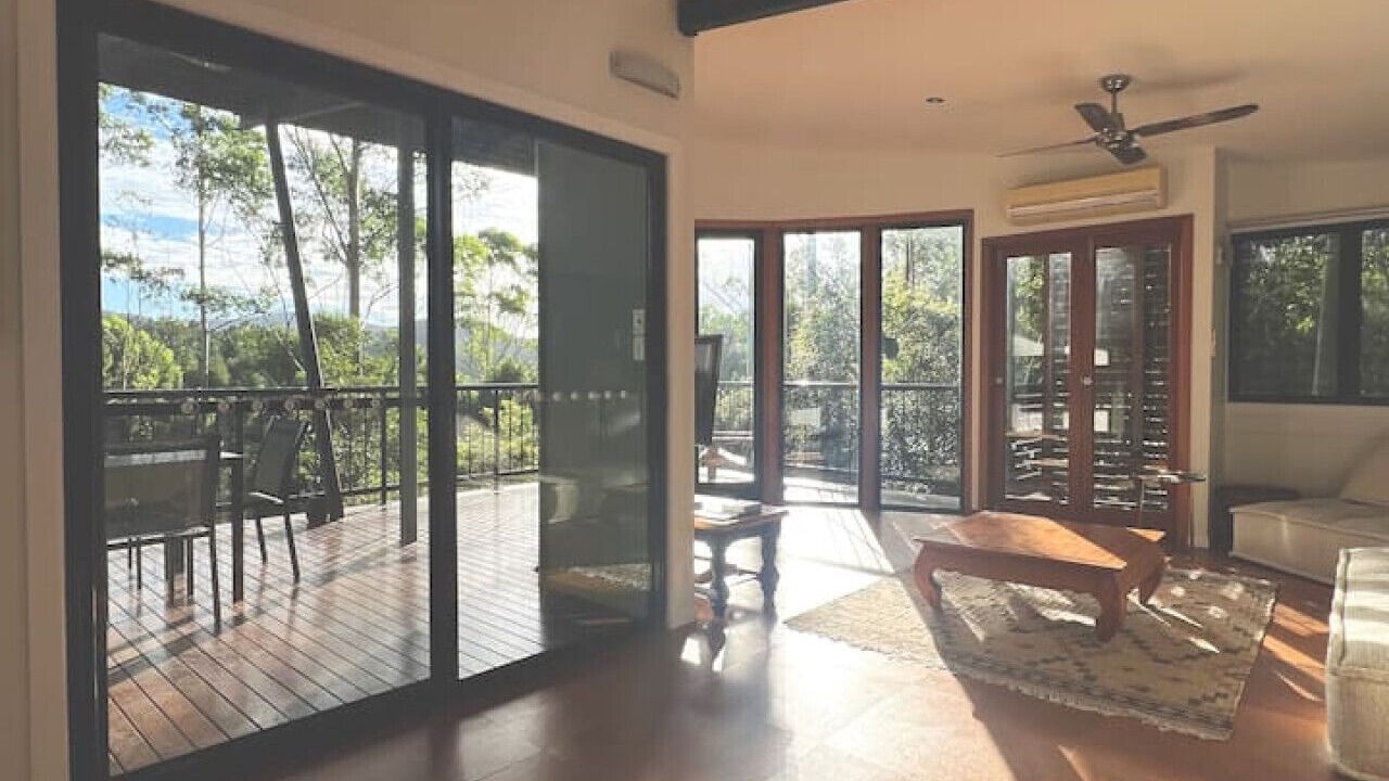 Photo of Livingroom in Smiths Creek