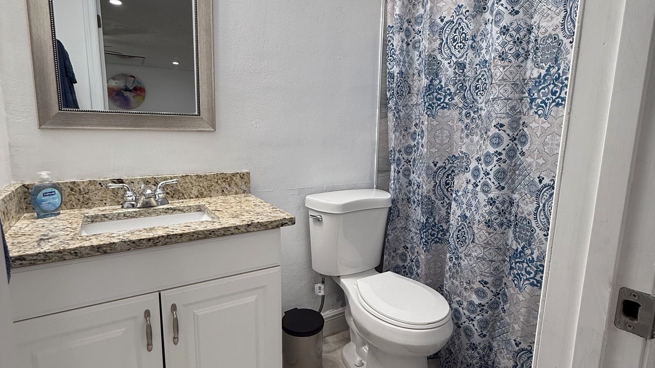 Photo of Bathroom in Regency Park