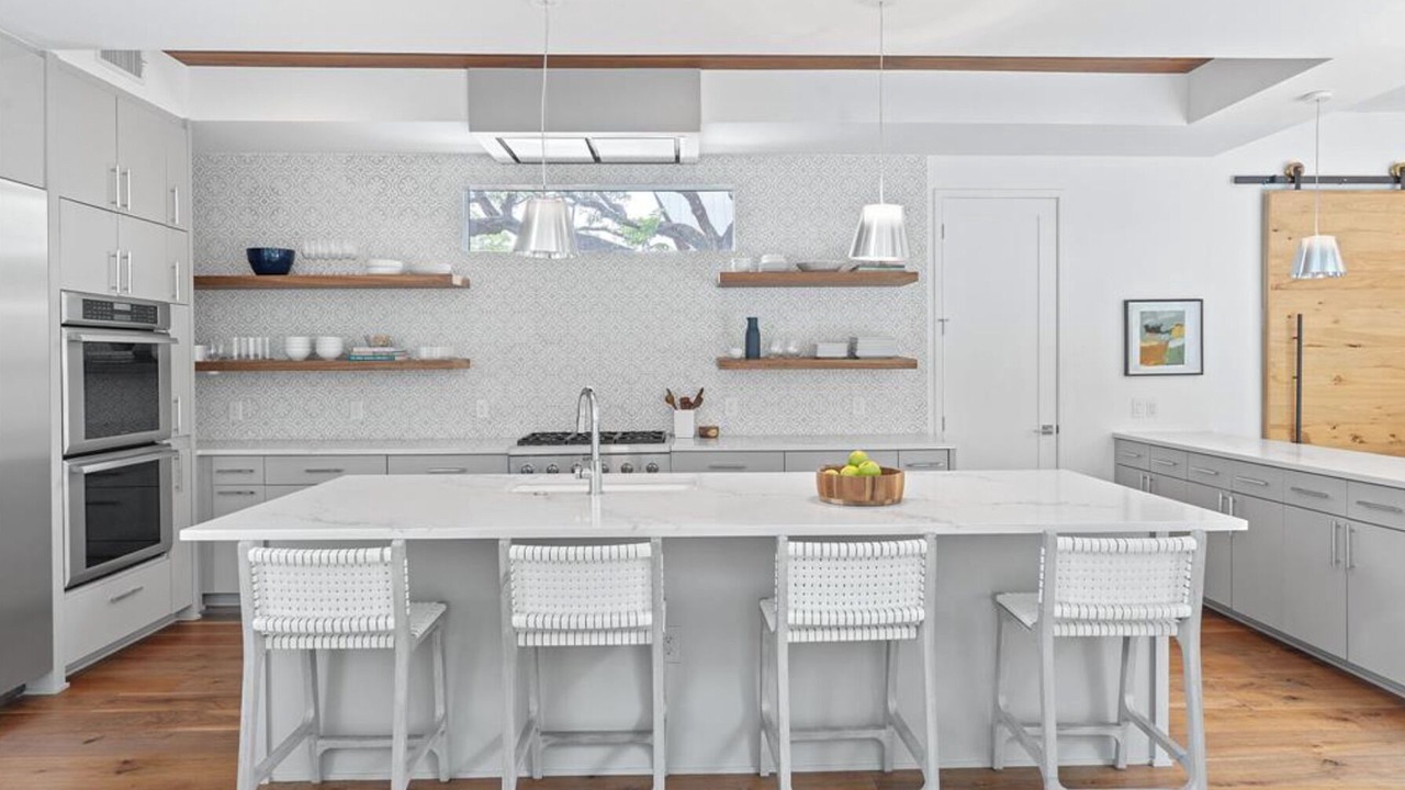 Photo of Kitchen in South River City