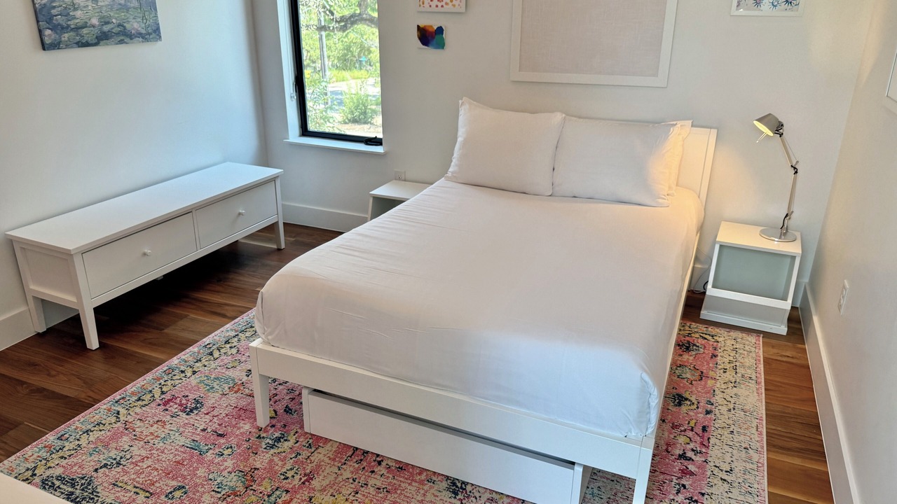 Photo of Bedroom in South River City