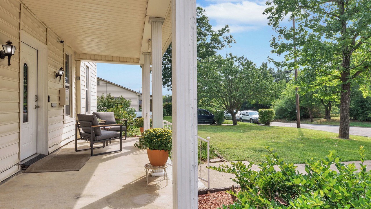 Photo of Patio Balcony in Sherman
