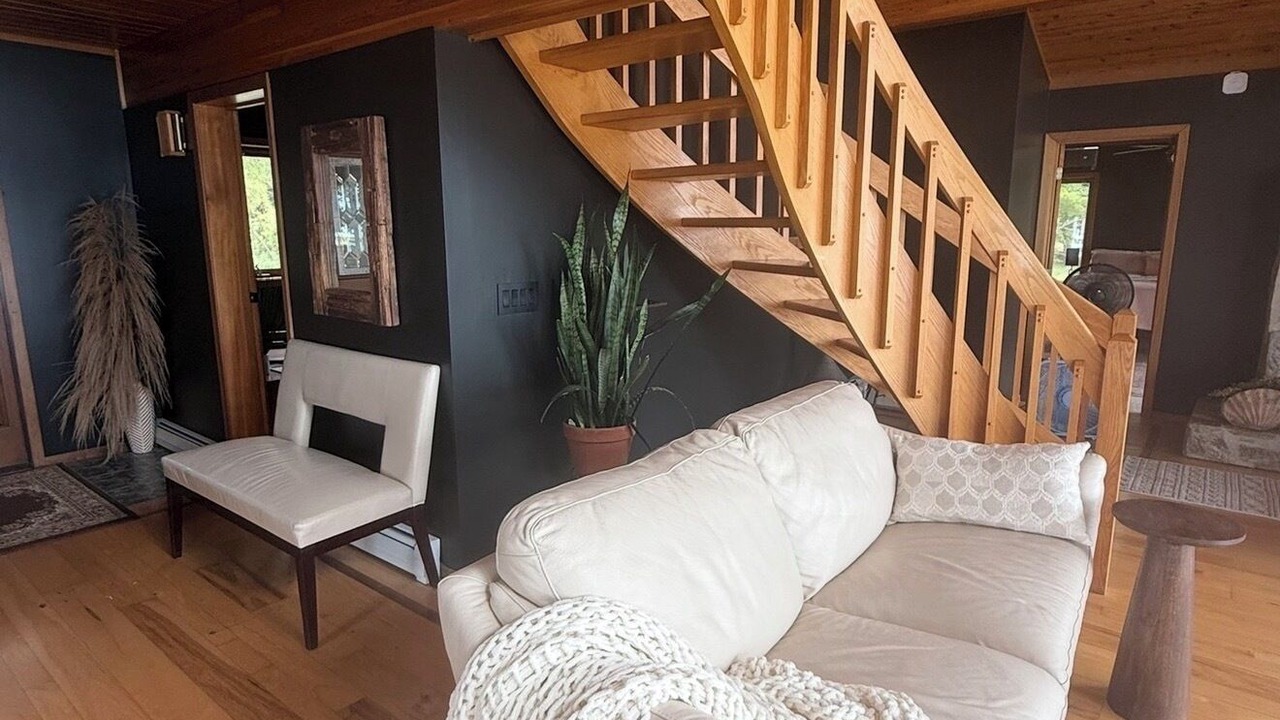 Photo of Livingroom in Oswego