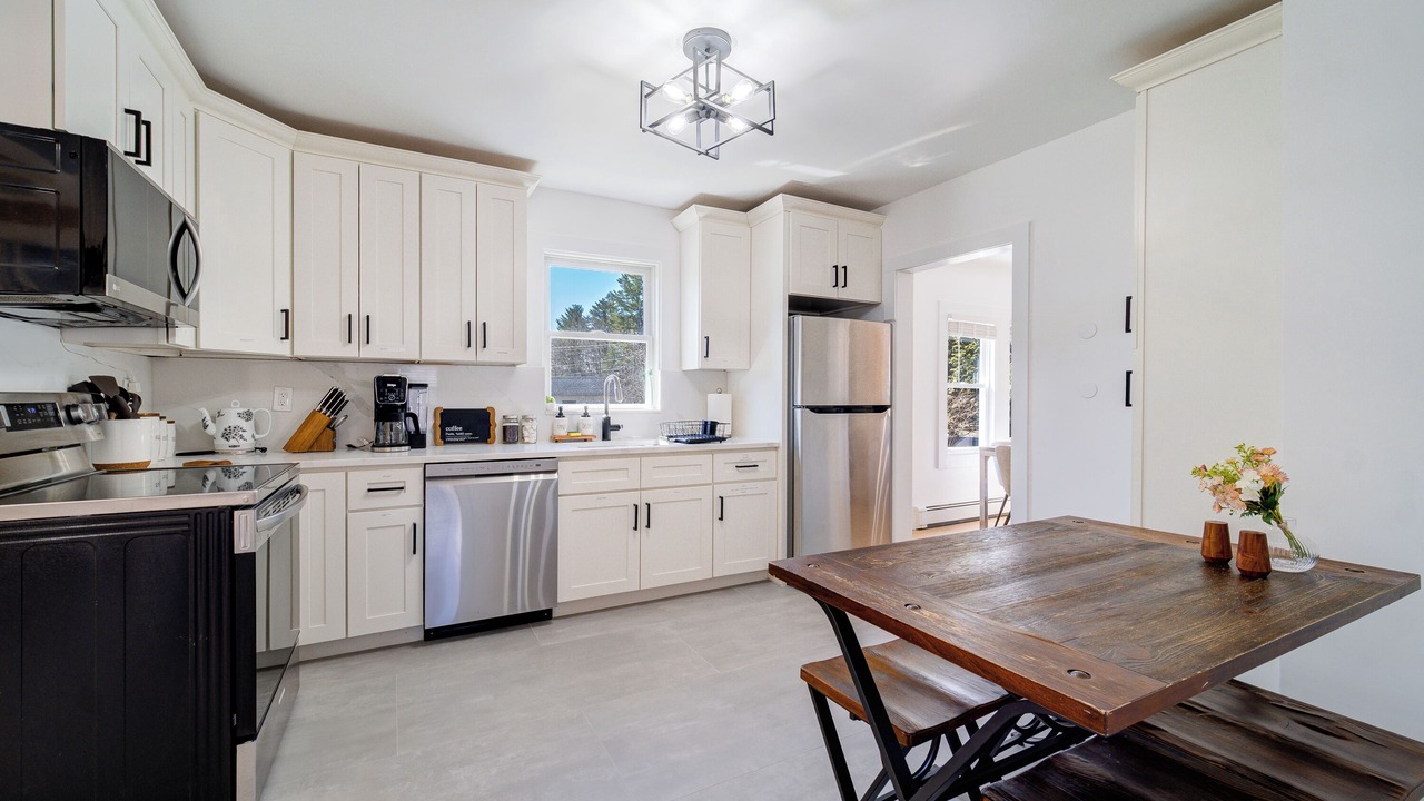 Photo of Kitchen in White Lake