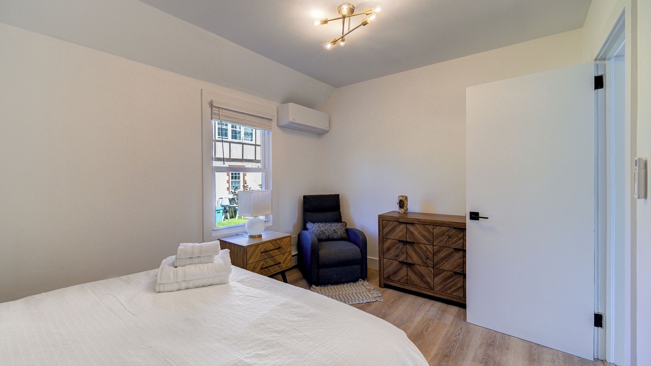 Photo of Bedroom in White Lake