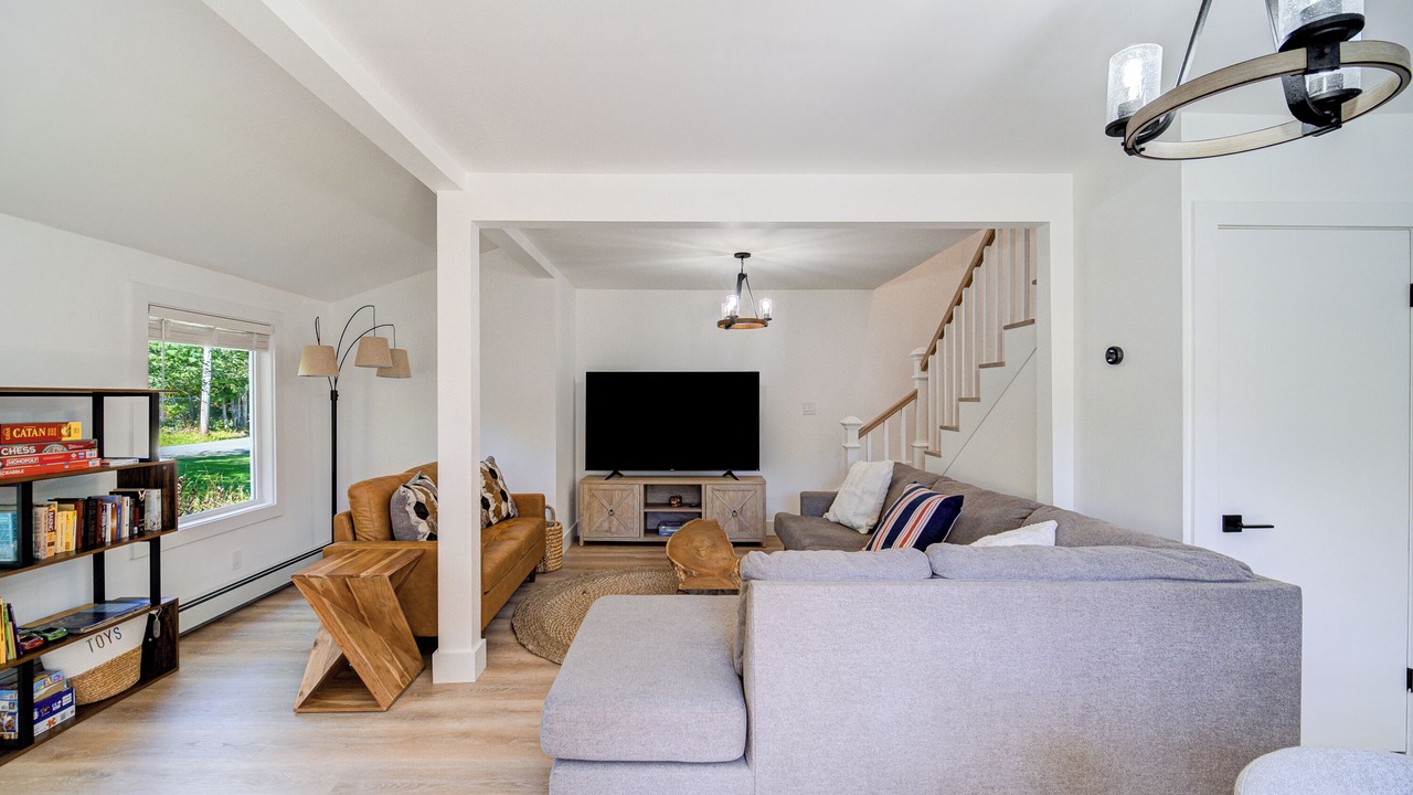 Photo of Livingroom in White Lake