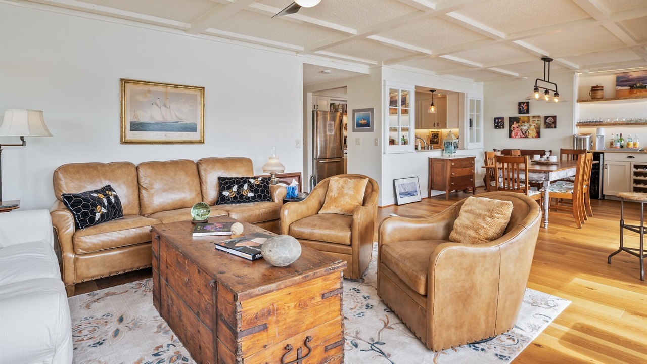 Photo of Livingroom in Canandaigua