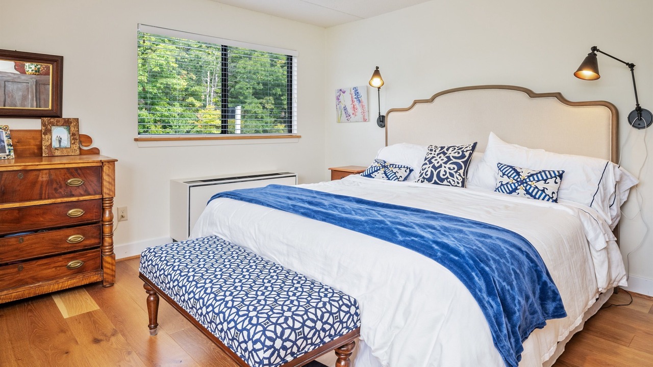 Photo of Bedroom in Canandaigua