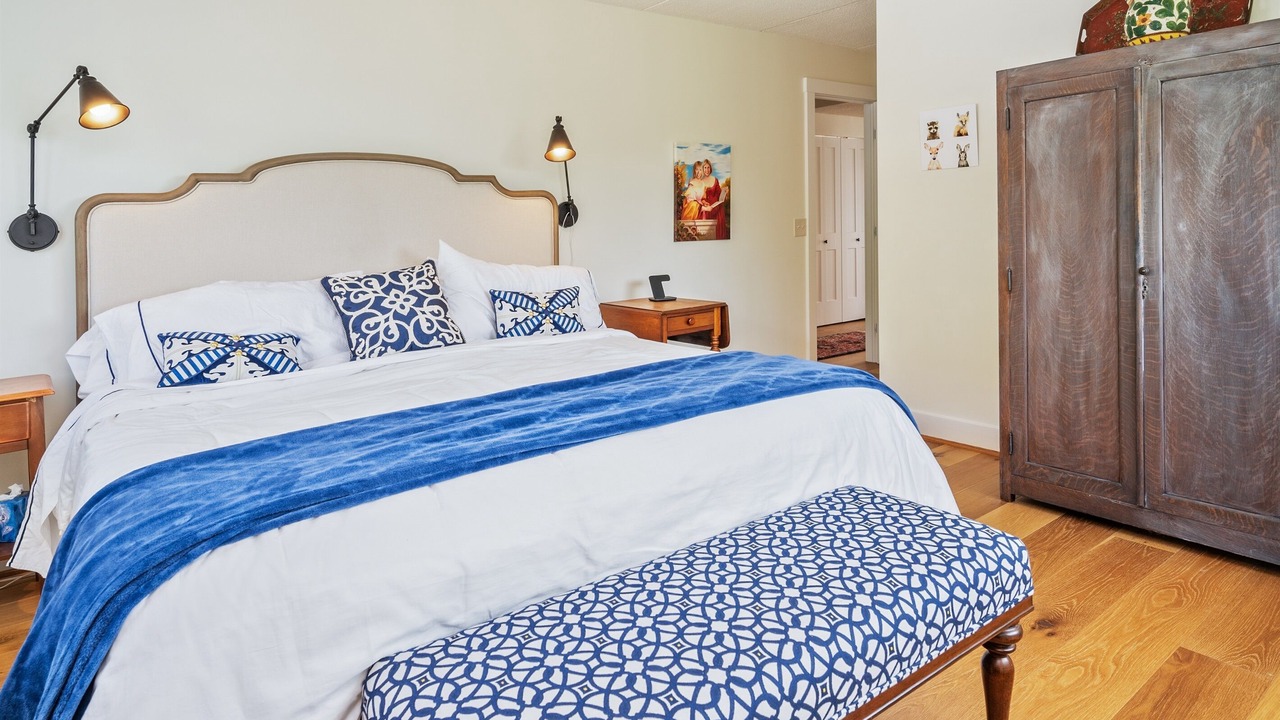 Photo of Bedroom in Canandaigua