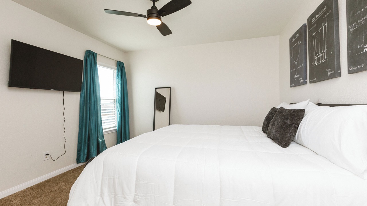 Photo of Bedroom in Medina Valley