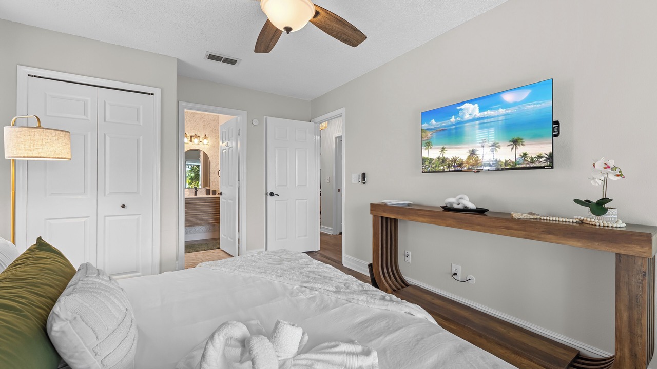 Photo of Bedroom in Lake St. George