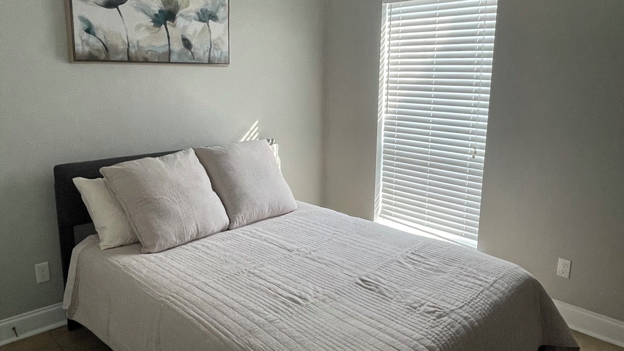 Photo of Bedroom in Sunshine