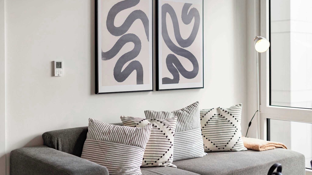 Photo of Livingroom in River North