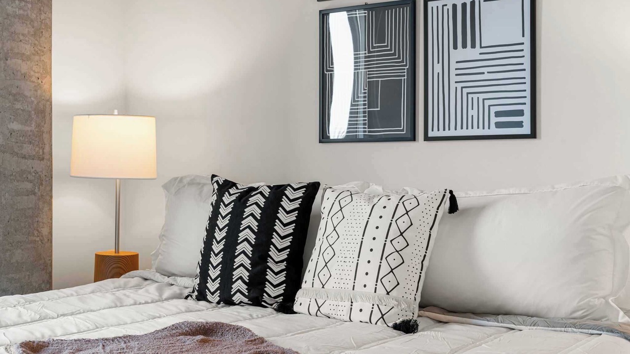 Photo of Bedroom in River North