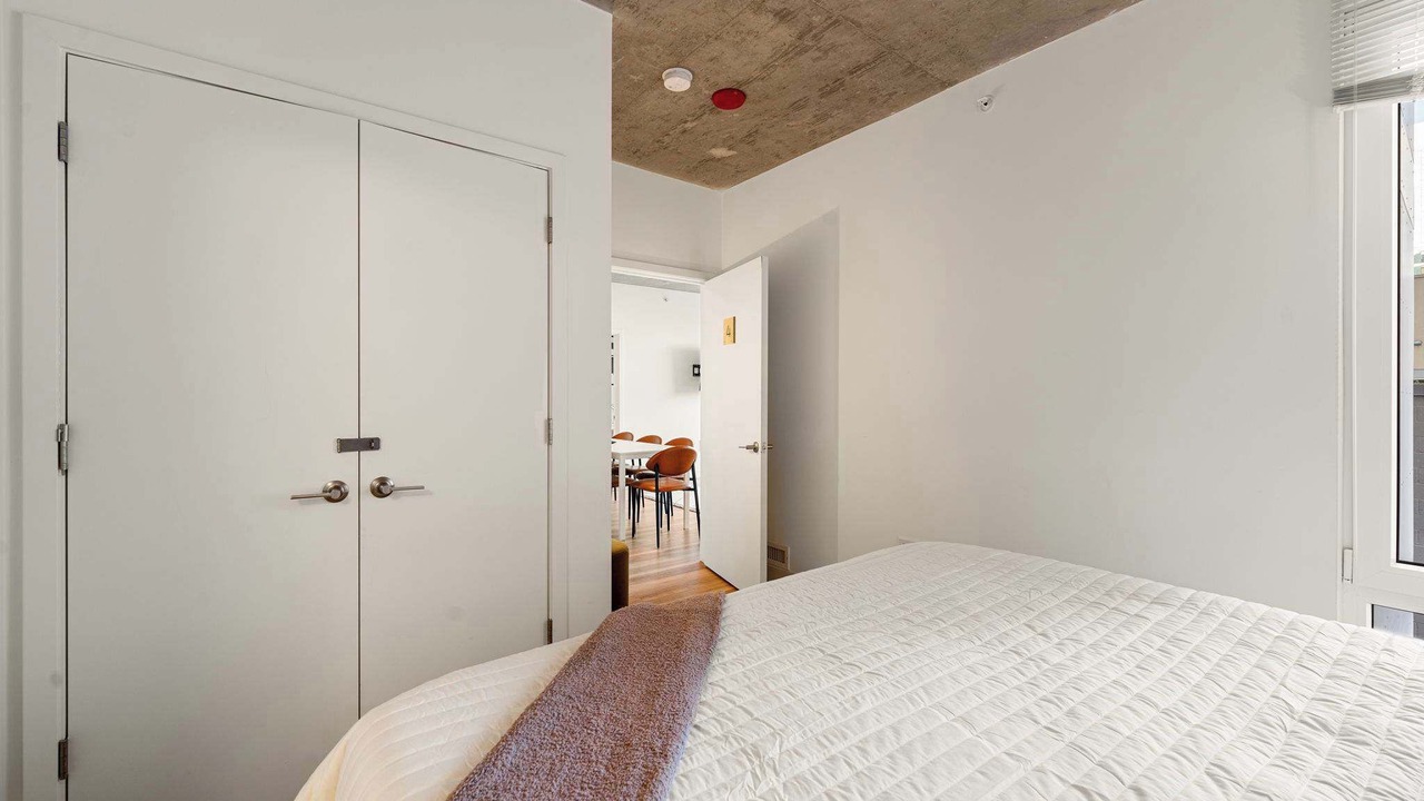 Photo of Bedroom in River North