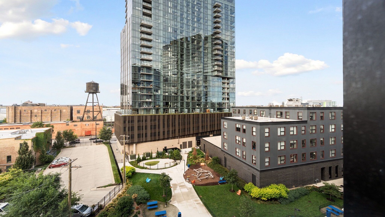 Photo of Outdoor in River North