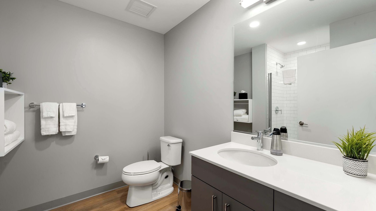 Photo of Bathroom in River North