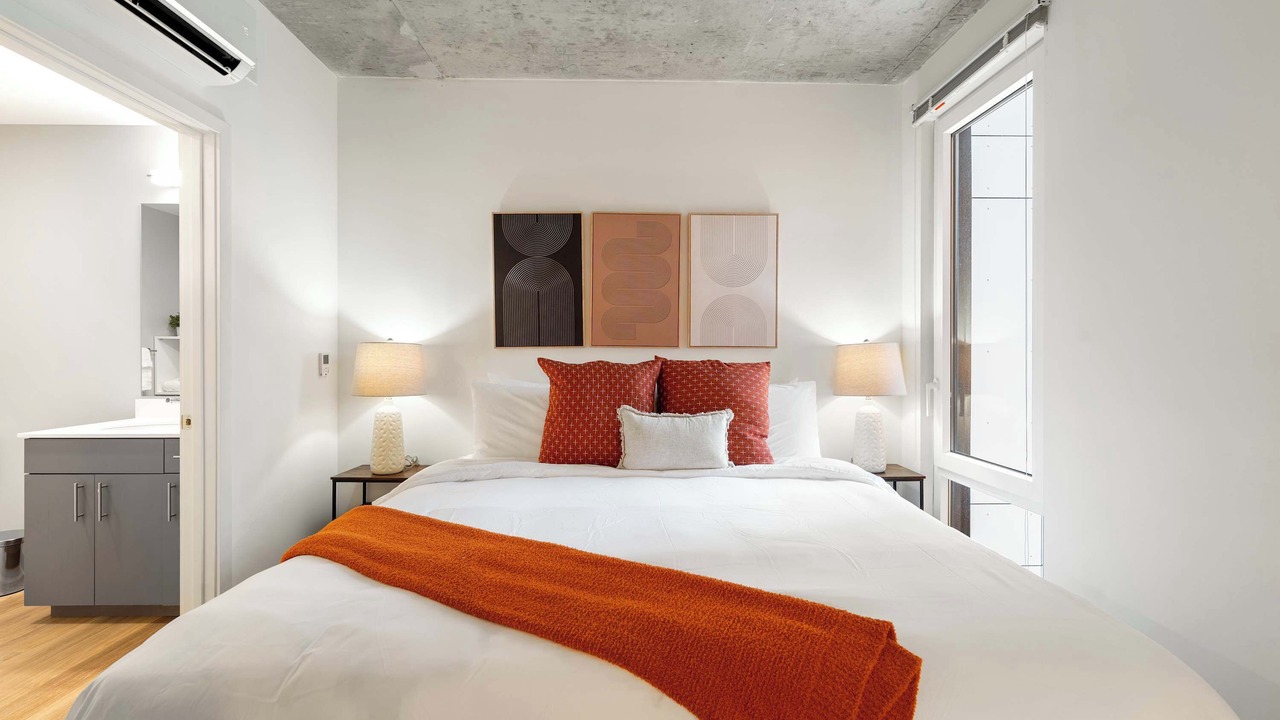 Photo of Bedroom in River North