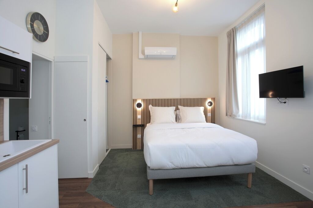 Photo of Bedroom in Cambrai