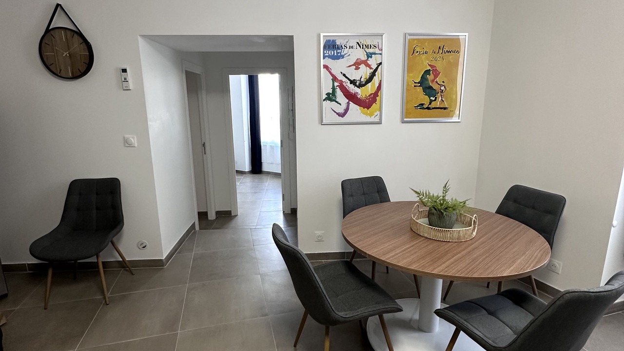 Photo of Others in Faubourg