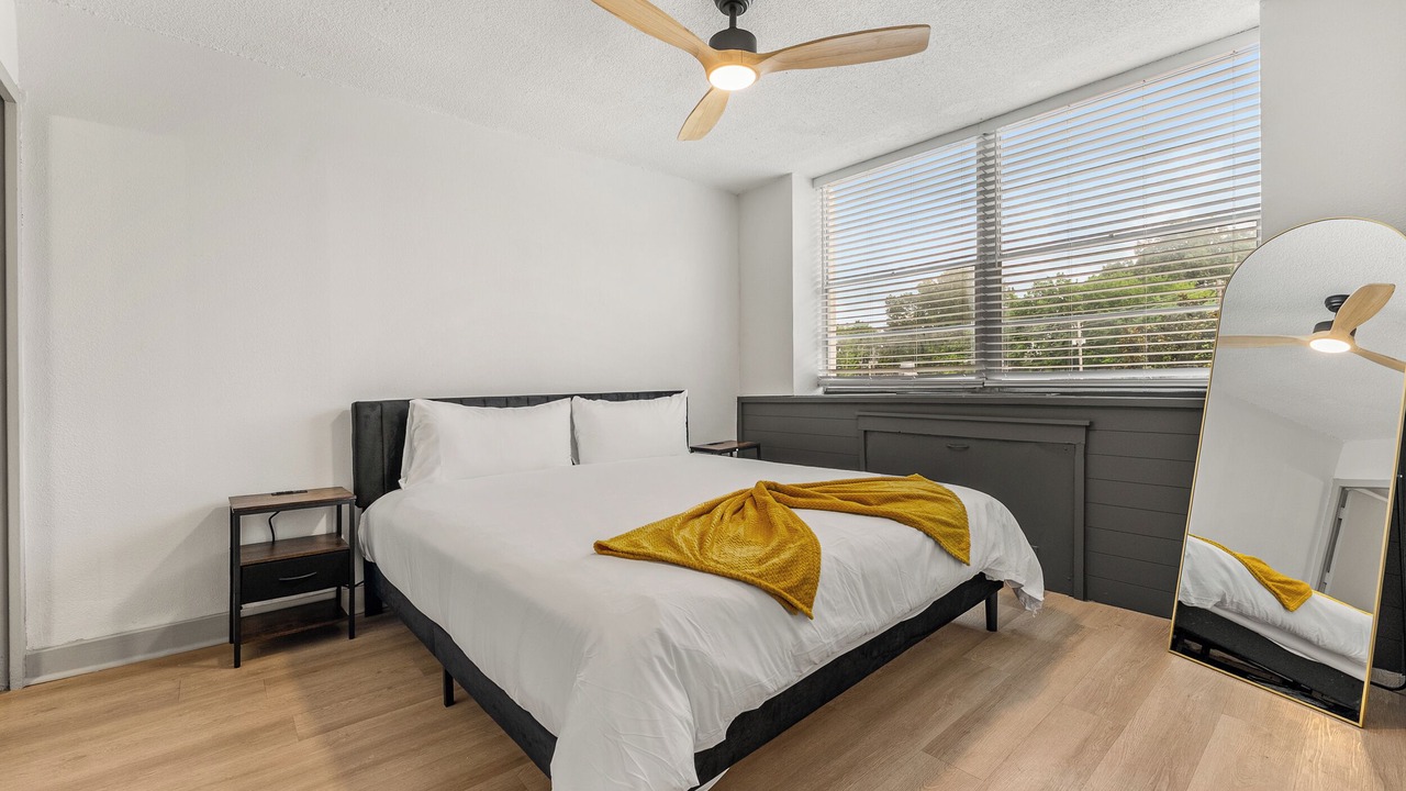 Photo of Bedroom in Central Gardens