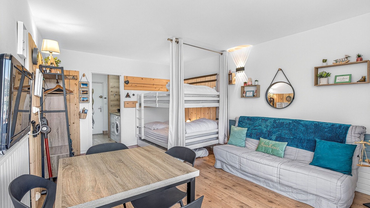 Photo of Bedroom in Saint-Etienne-en-Devoluy