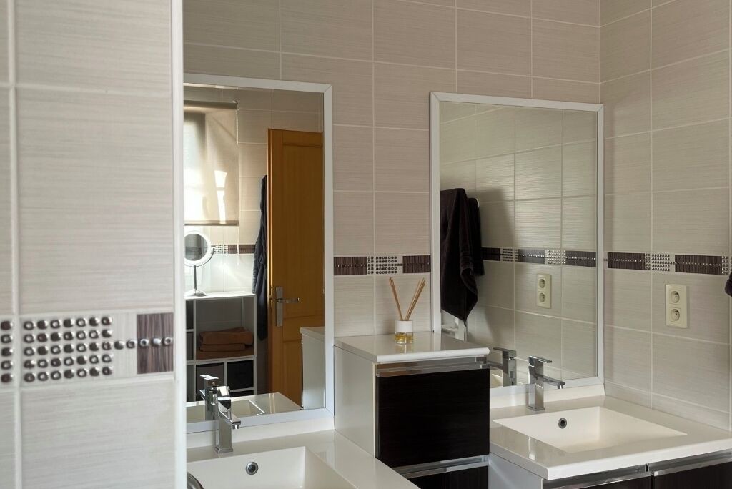 Photo of Bathroom in Palau-del-Vidre