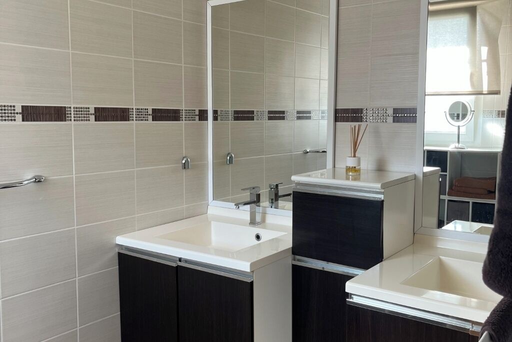 Photo of Bathroom in Palau-del-Vidre