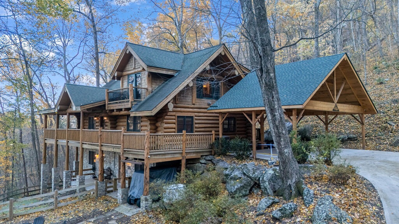Photo of Outdoor in Lake Lure