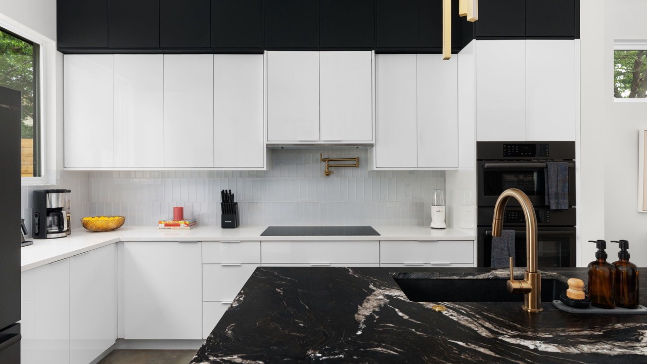 Photo of Kitchen in Chestnut