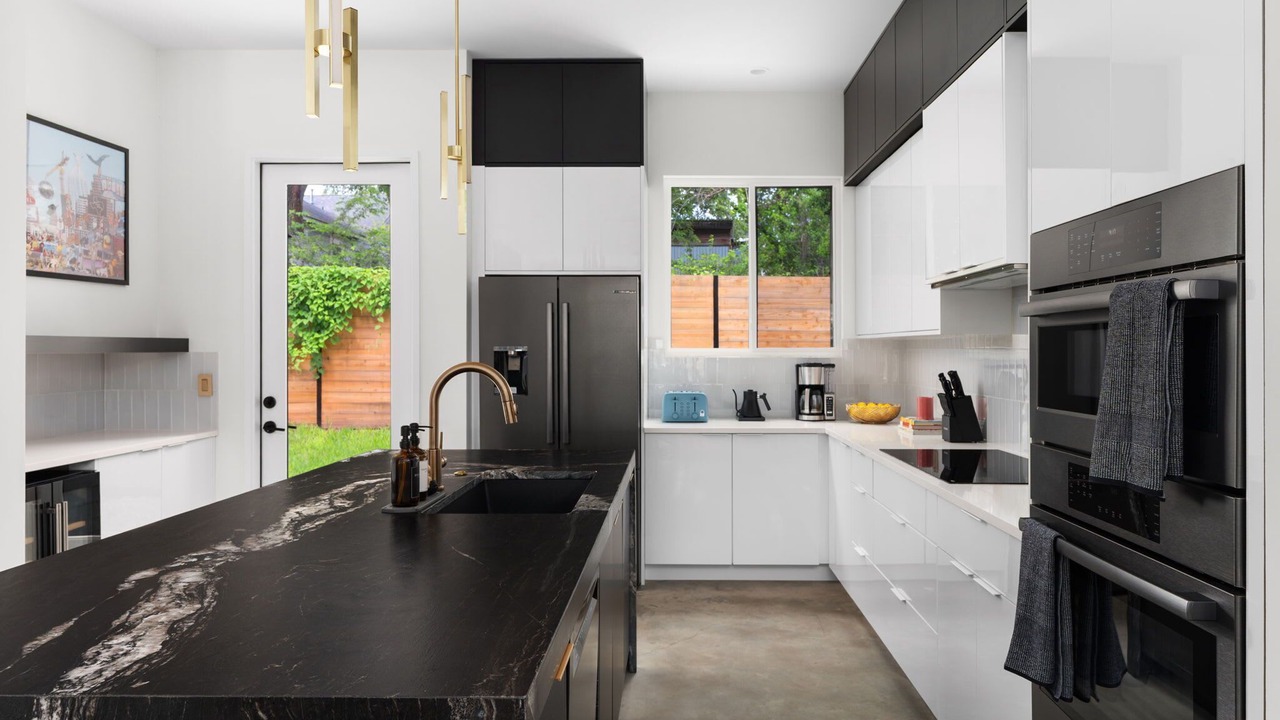 Photo of Kitchen in Chestnut
