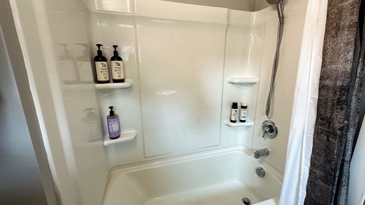 Photo of Bathroom in Malletts Bay
