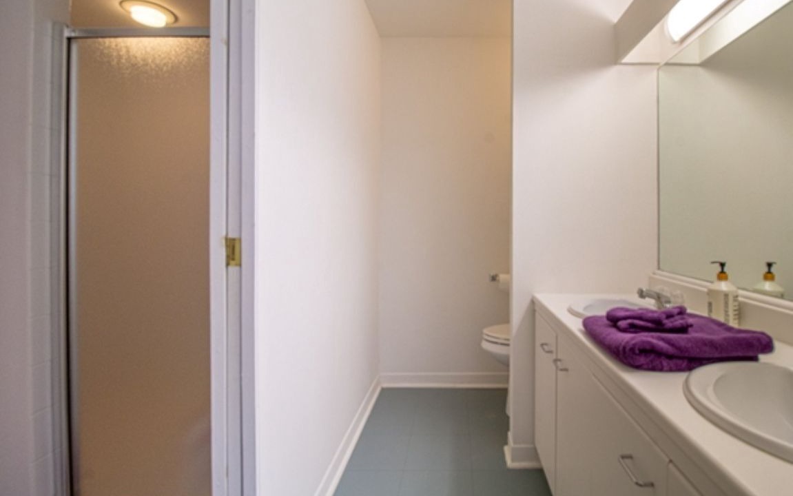 Photo of Bathroom in Lanark Highlands