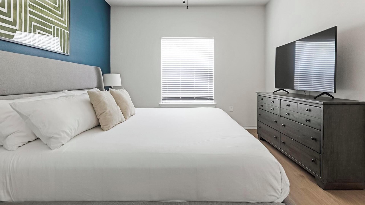 Photo of Bedroom in Falconhead