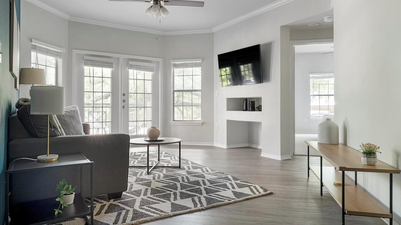 Photo of Livingroom in Falconhead