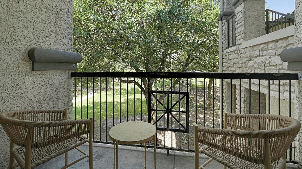 Photo of Outdoor in Falconhead