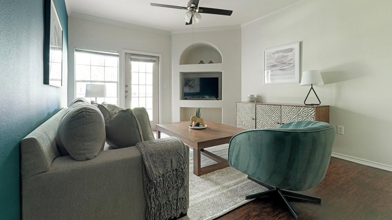 Photo of Livingroom in Falconhead