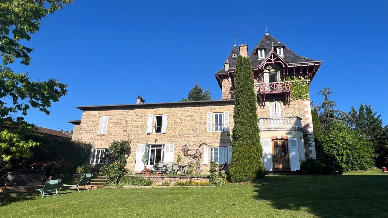 Photo of Outdoor in Saint-Just-d'Avray