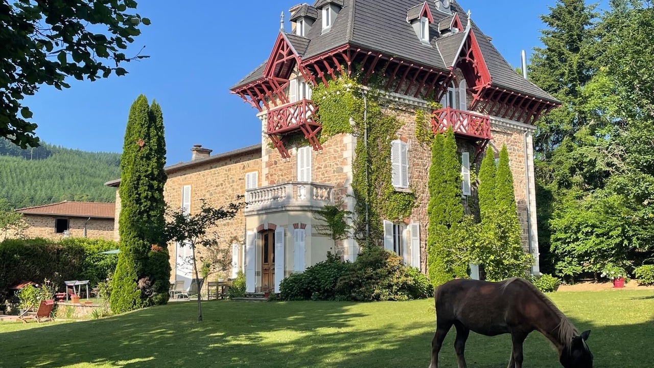 Photo of Outdoor in Saint-Just-d'Avray