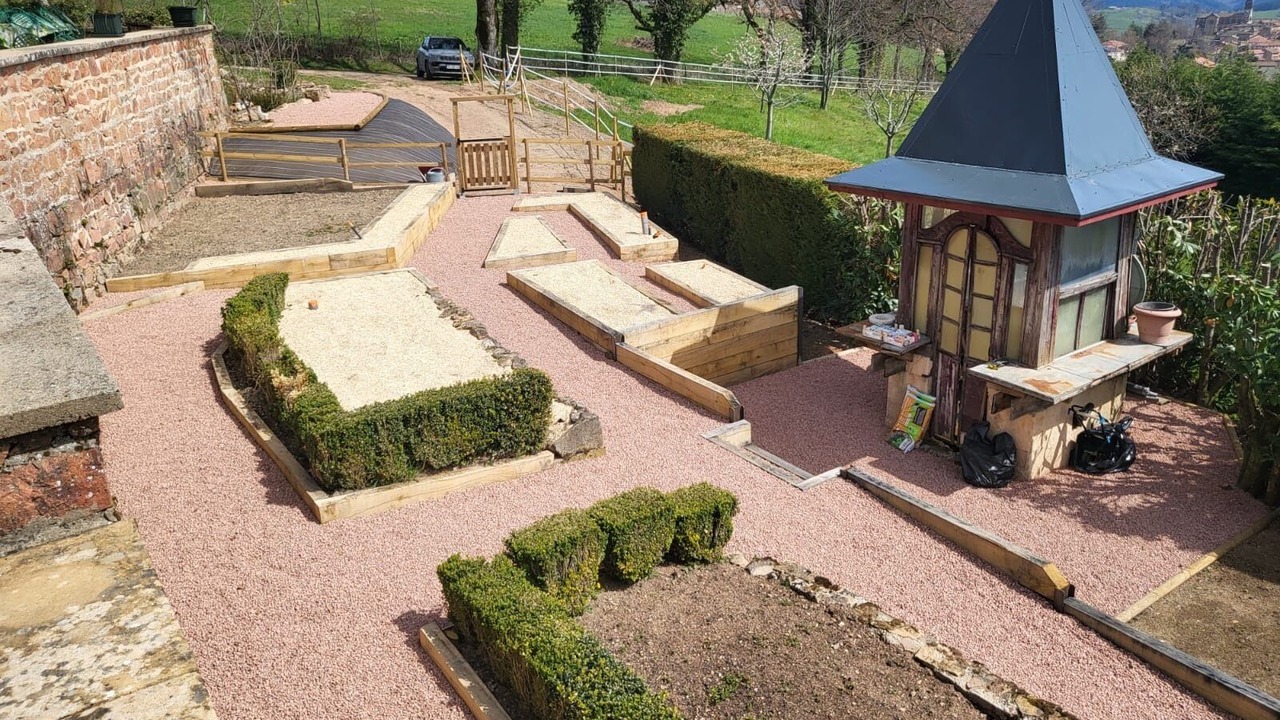 Photo of Outdoor in Saint-Just-d'Avray