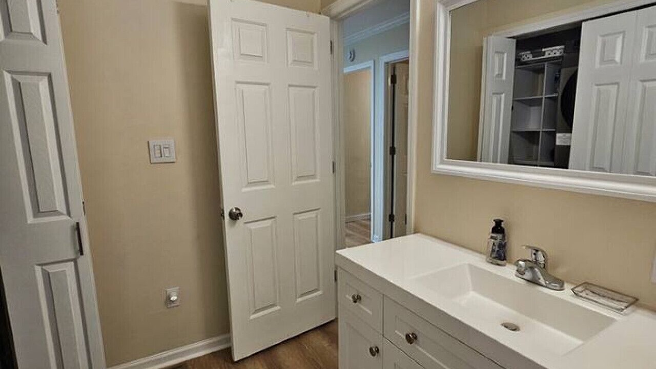 Photo of Bathroom in Ashley Oaks
