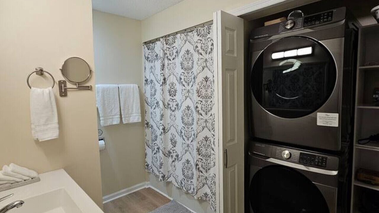 Photo of Bathroom in Ashley Oaks