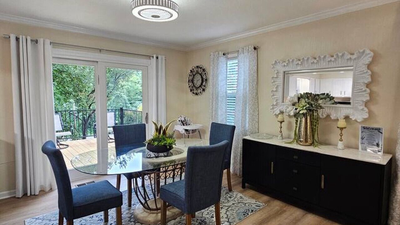 Photo of Bedroom in Ashley Oaks