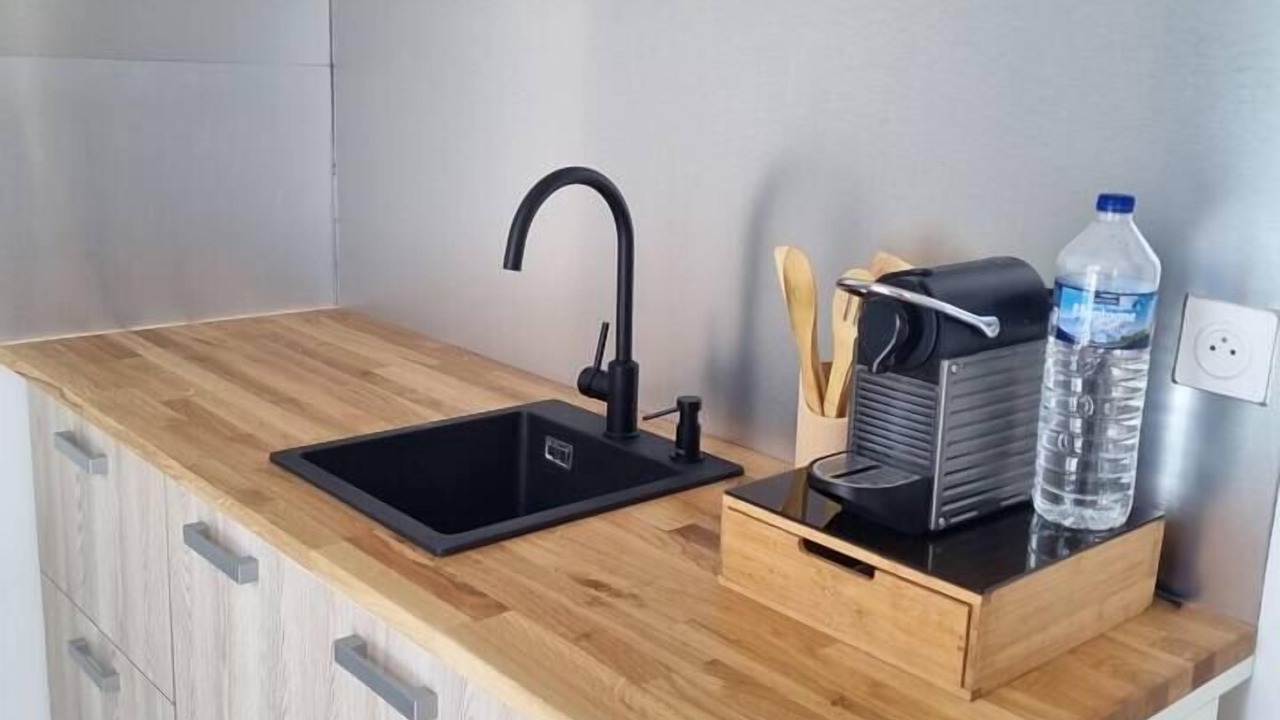 Photo of Kitchen in Port-Saint-Louis-du-Rhone