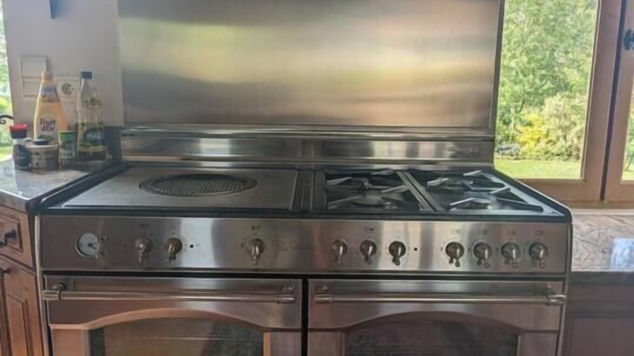 Photo of Others in Fay