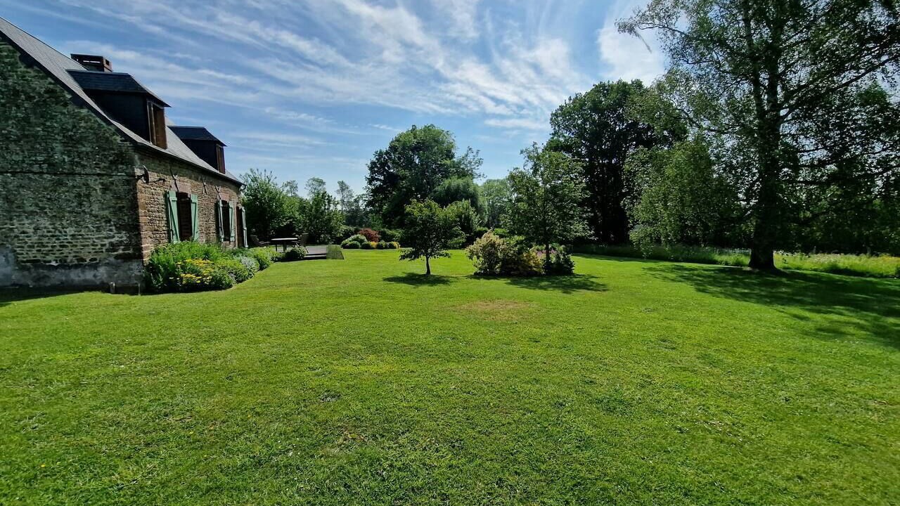 Photo of Others in Fay