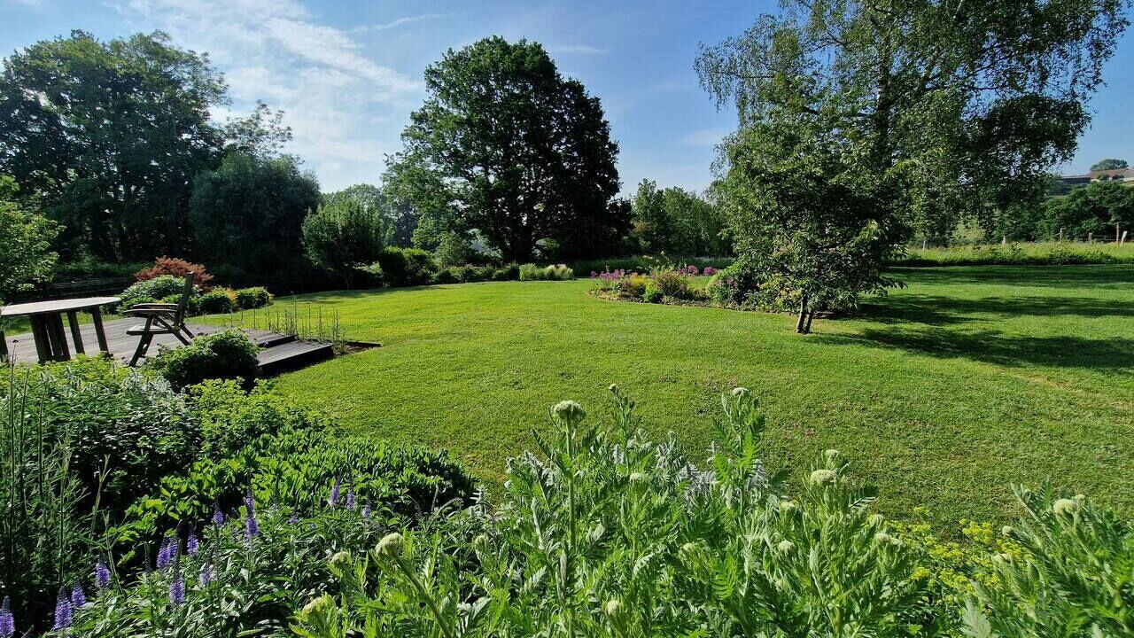 Photo of Others in Fay