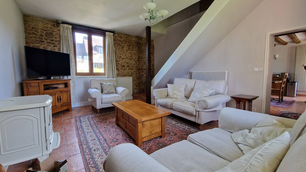 Photo of Others in Fay